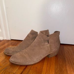 Suede Dolce Vita Carmel Booties Size 12